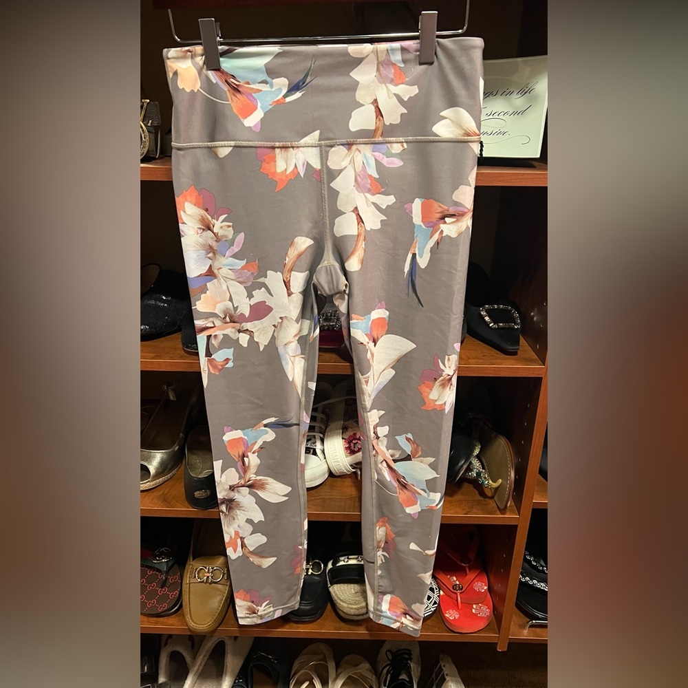 Athleta floral leggings
